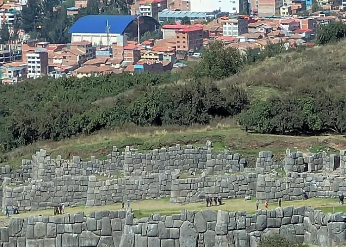 Casa Familiar Saccsayhuaman ホームステイ *